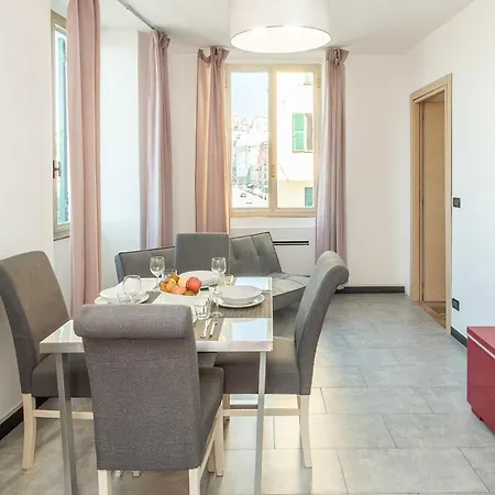 Apartment Bluehouse Acquario Center-wifi Genoa